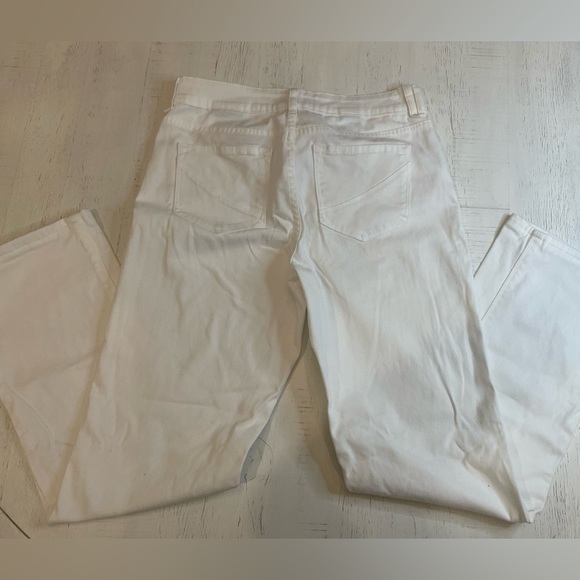 YNDJ Straight cut Women’s Jeans size 4 - Picture 7 of 7